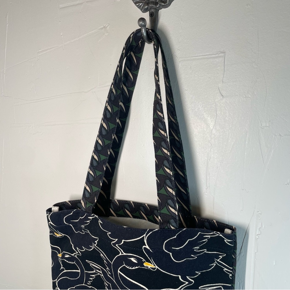 Tory Burch Printed Canvas Tote Everywhere Curly Ribbons - Black Swan - Picture 7 of 10